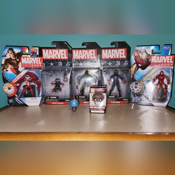Marvel Mini action figures - Picture 1 of 4